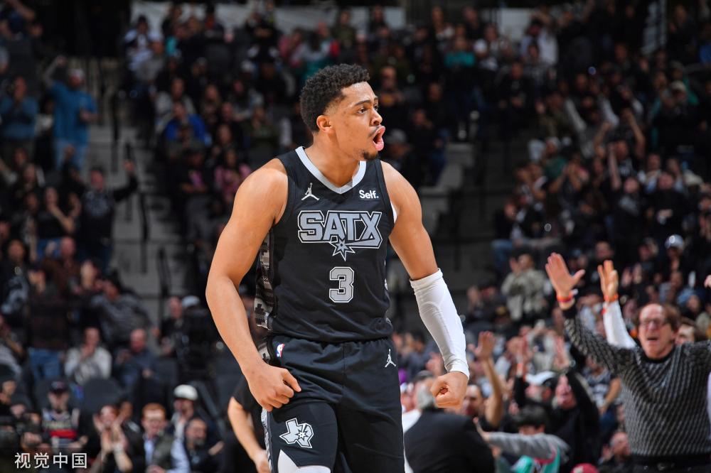 争激烈的现 争激烈的现