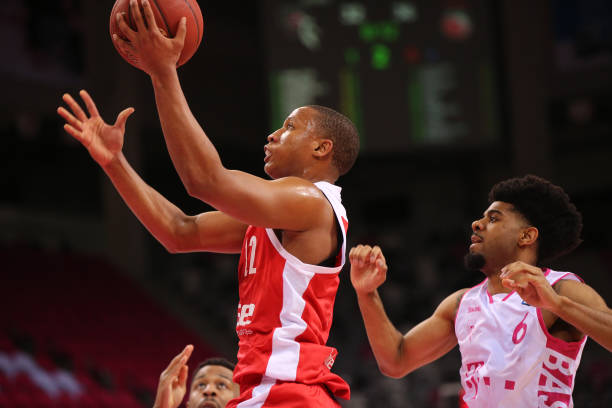 霸气背后的 霸气背后的