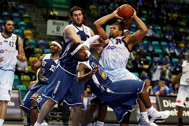 益与国际赛 益与国际赛